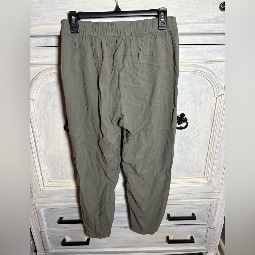 Lululemon Dynamic Days Trouser Pants Cupro-Modal Grey Sage Athleisure Travel - Picture 9 of 10